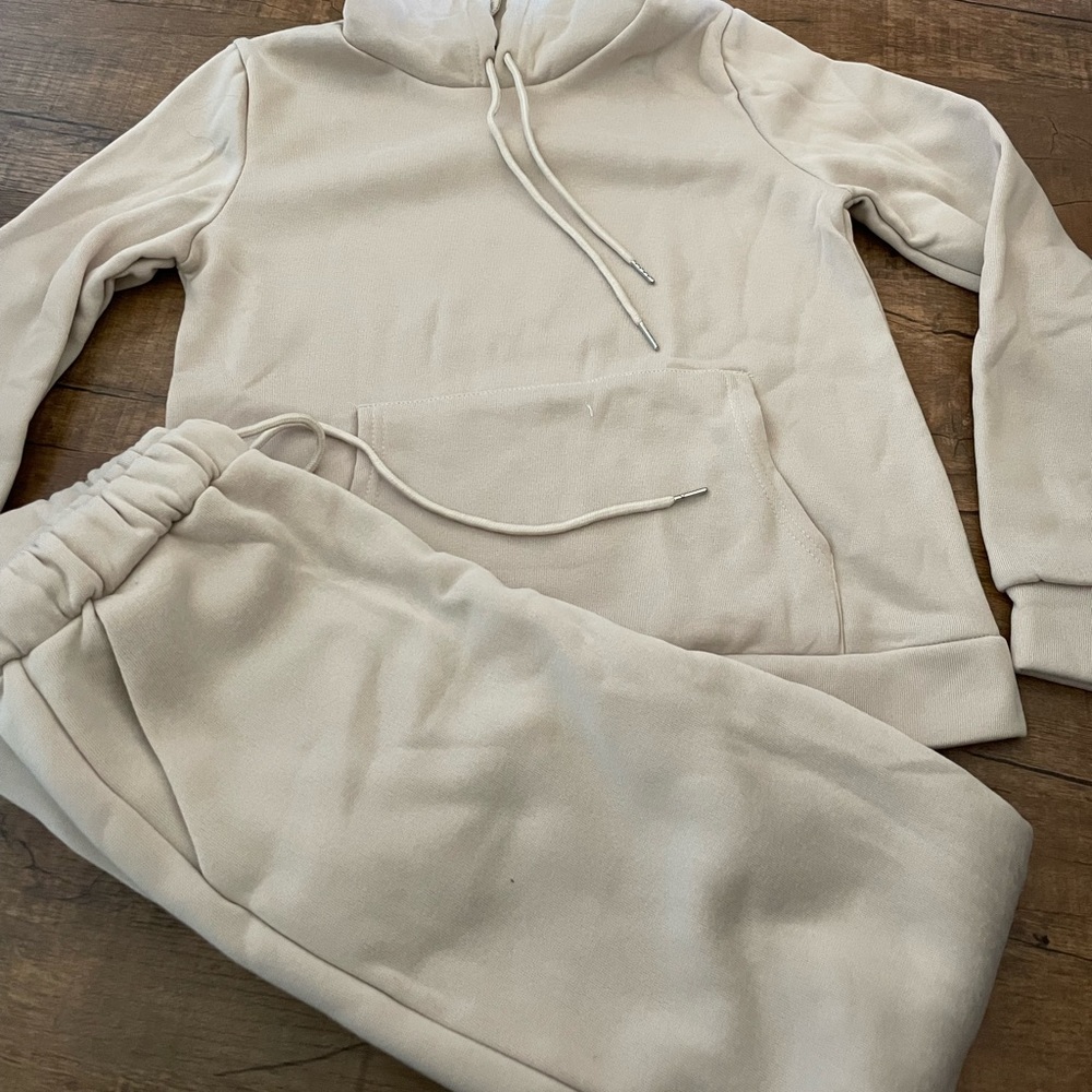 Two Piece Set (Beige)